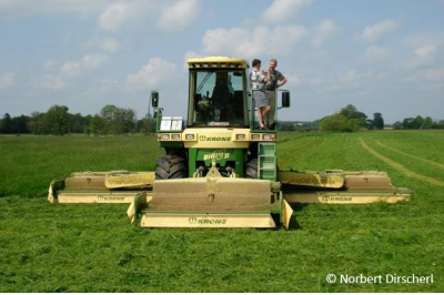 Abstimmung zwischen Landwirtschaft und Naturschutz bei der Wiesenmahd